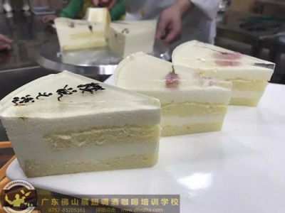 開特色面包店 魅力無(wú)窮吃出時(shí)尚