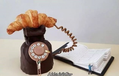 word天，用牛角面包打電話？吃貨的世界你不懂！