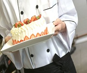 西點(diǎn)師培訓(xùn)_西點(diǎn)師一般工資多少錢？發(fā)展前景好嗎？