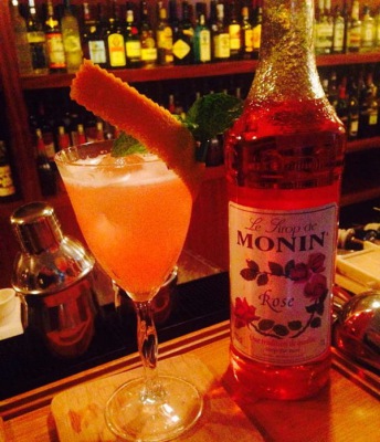 重慶渝北籌備餐吧，招聘吧臺長一名、調(diào)酒師一位、吧員2名