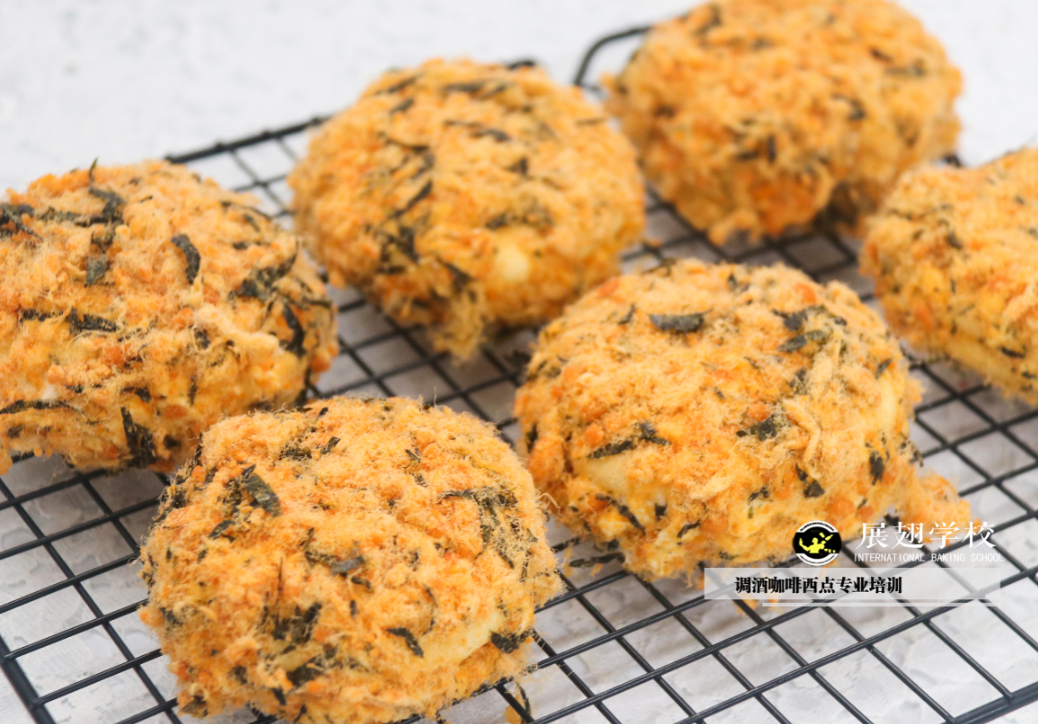 在烘焙制作中，應該怎么挑選面粉？