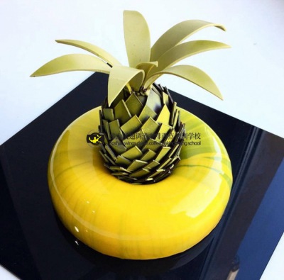 烘焙師如何做出完美的淋面蛋糕呢？